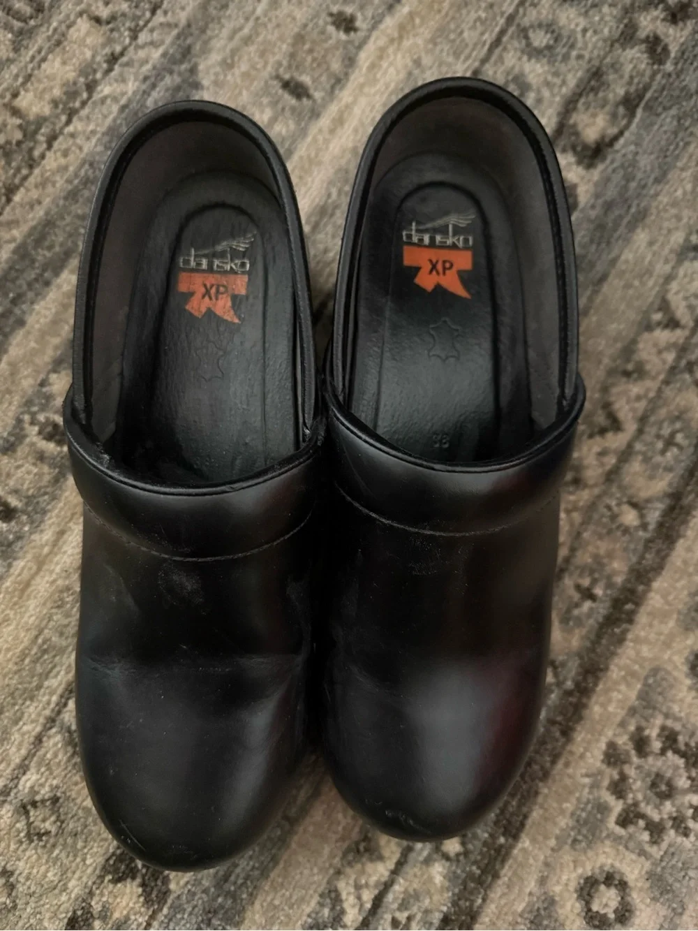 Dansko XP Black Leather Professional Clogs 39